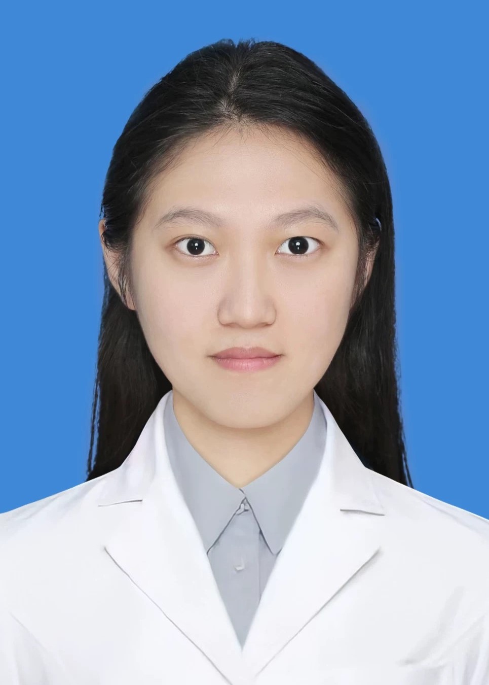 严雯